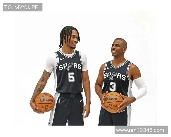 卡斯尔：保罗对我的新秀赛季意义重大，他在很多细节上指导我